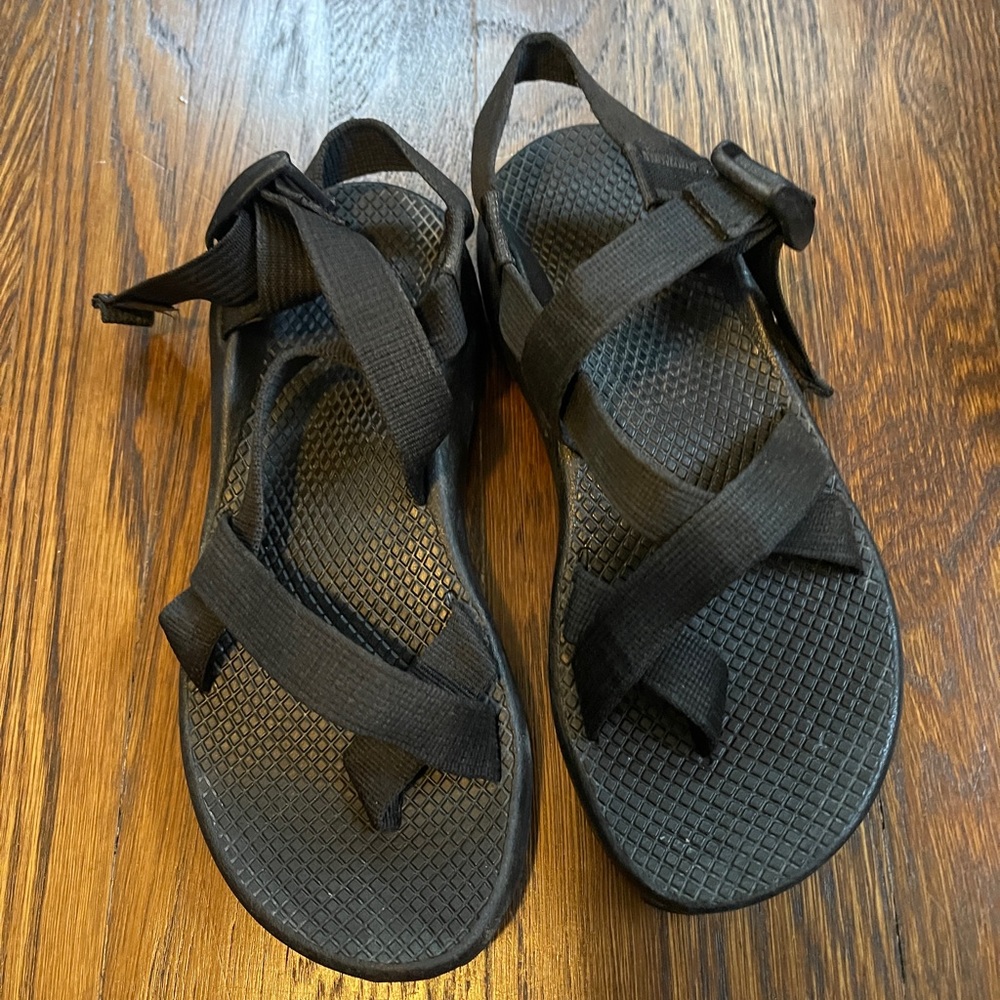 COPY - Black Chacos